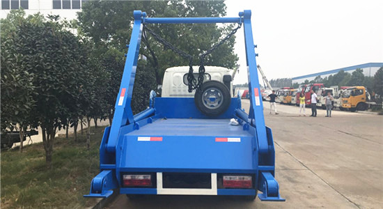 東風(fēng)多利卡擺臂式垃圾車(chē)︱5噸擺臂式垃圾車(chē)圖片
