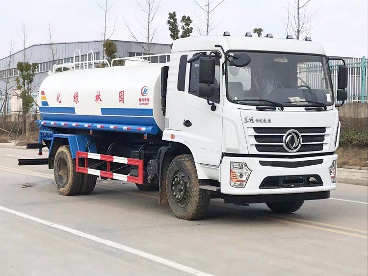 東風(fēng)專(zhuān)底灑水車(chē)︱12噸灑水車(chē)圖片