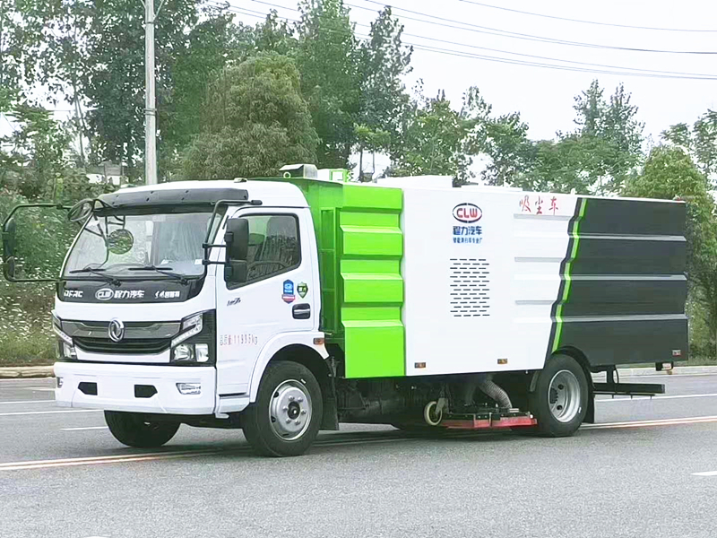 東風(fēng)大多利卡8噸吸塵車