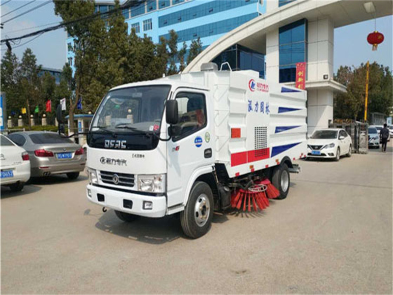 小多利卡掃路車(chē).jpg